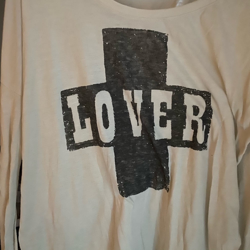 NEW Junk Food long sleeve graphic T-shorting cream with black graphic - Picture 2 of 9